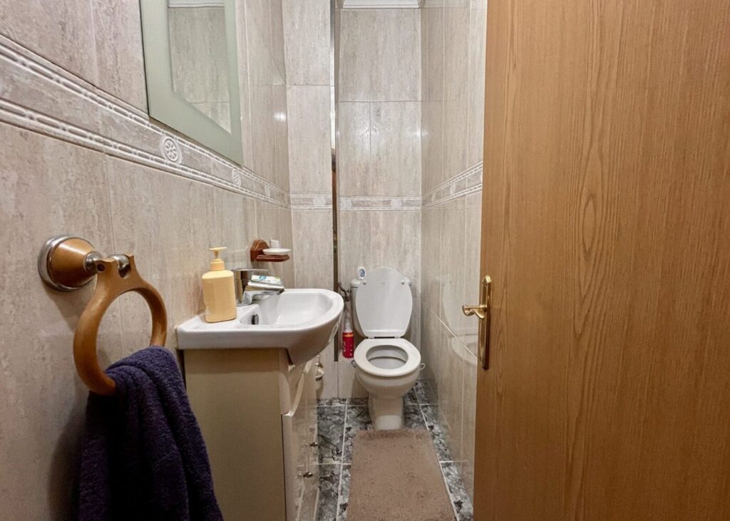 Baño con ducha y bidé