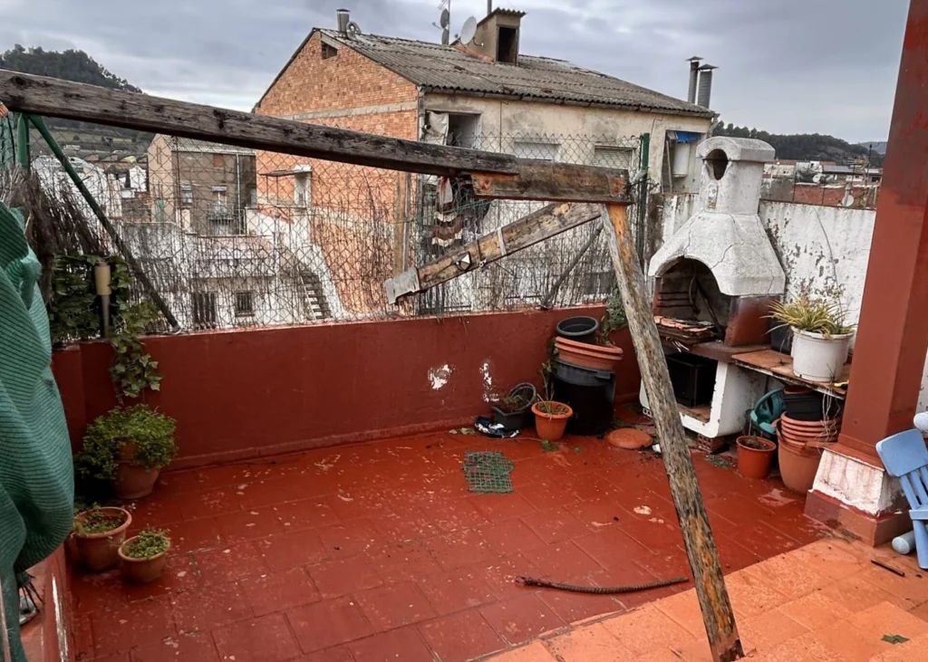 Baño con ducha, pendiente de reforma, Piso en Venta en Gran, Sant Vicenç de Castellet, Barcelona